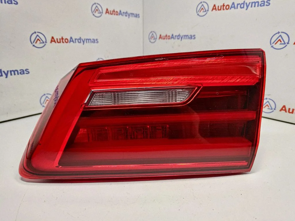 Tailgate rear/tail lights – BMW 5 Series G30 G31 G38 (2016-)