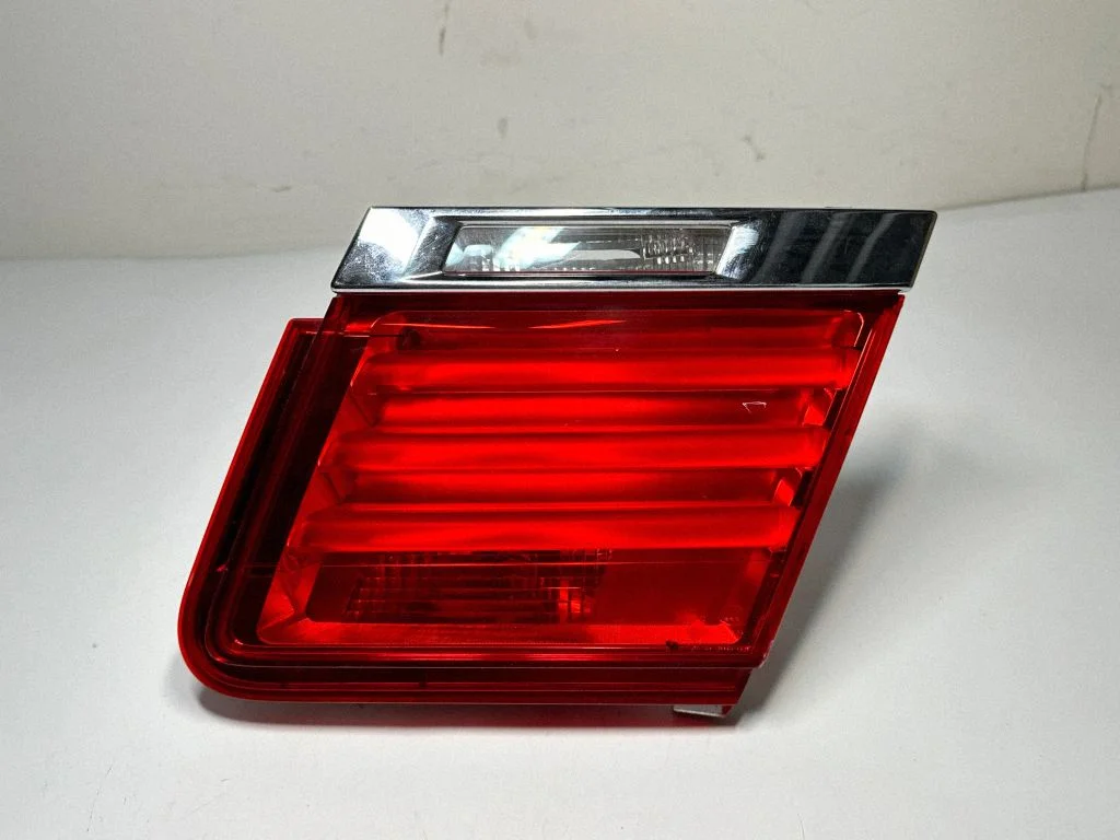 Lampa tylna w klapie 7182206