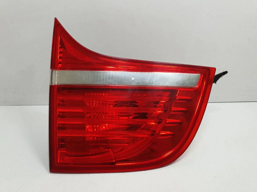 Tailgate rear/tail lights 7179987
