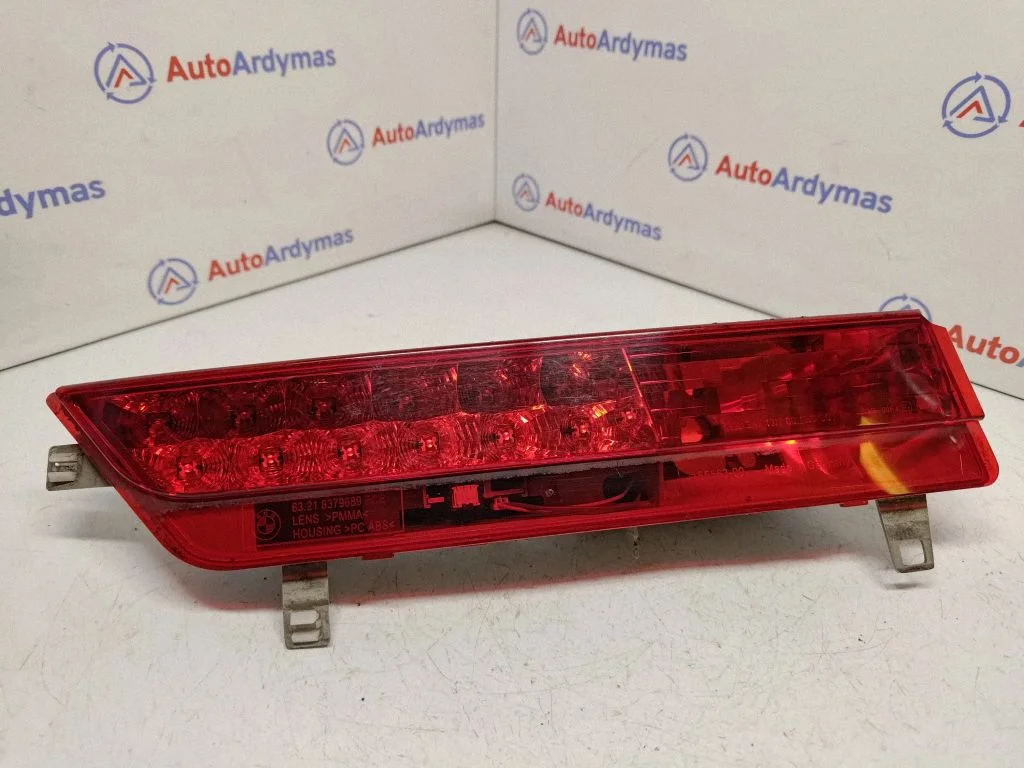 Tailgate rear/tail lights – BMW 7 Series E65 E66 (2001-2008)
