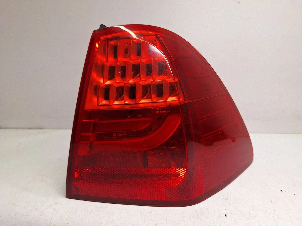 Rear/tail lights 7154160