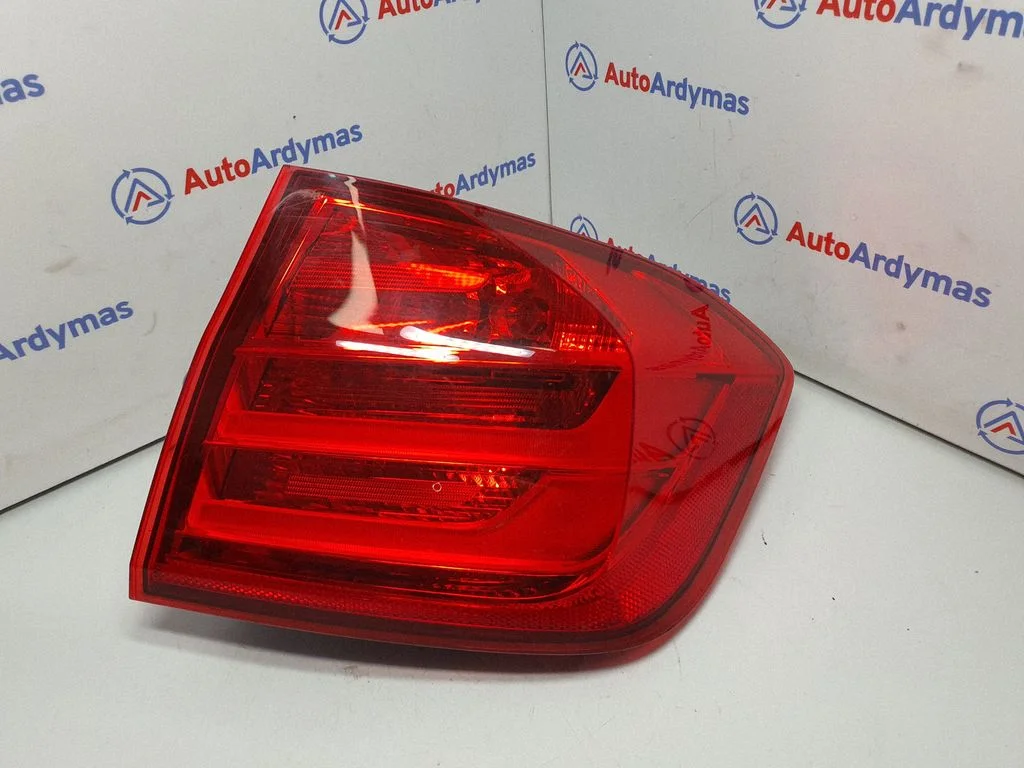 Rear/tail lights 7372786