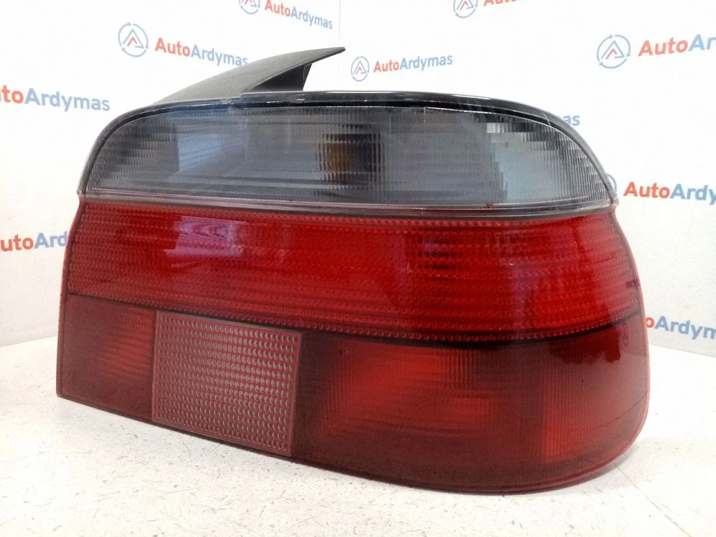 Rear/tail lights 2496298
