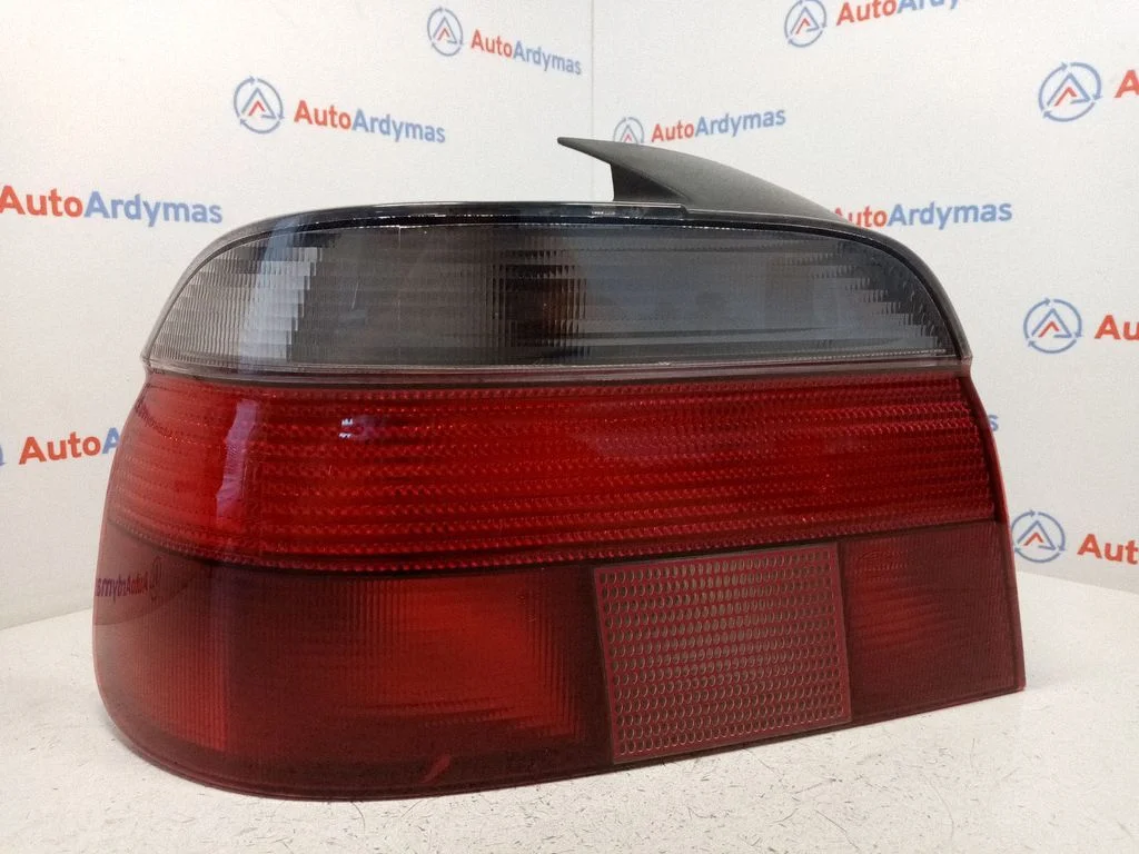 Rear/tail lights 2496297
