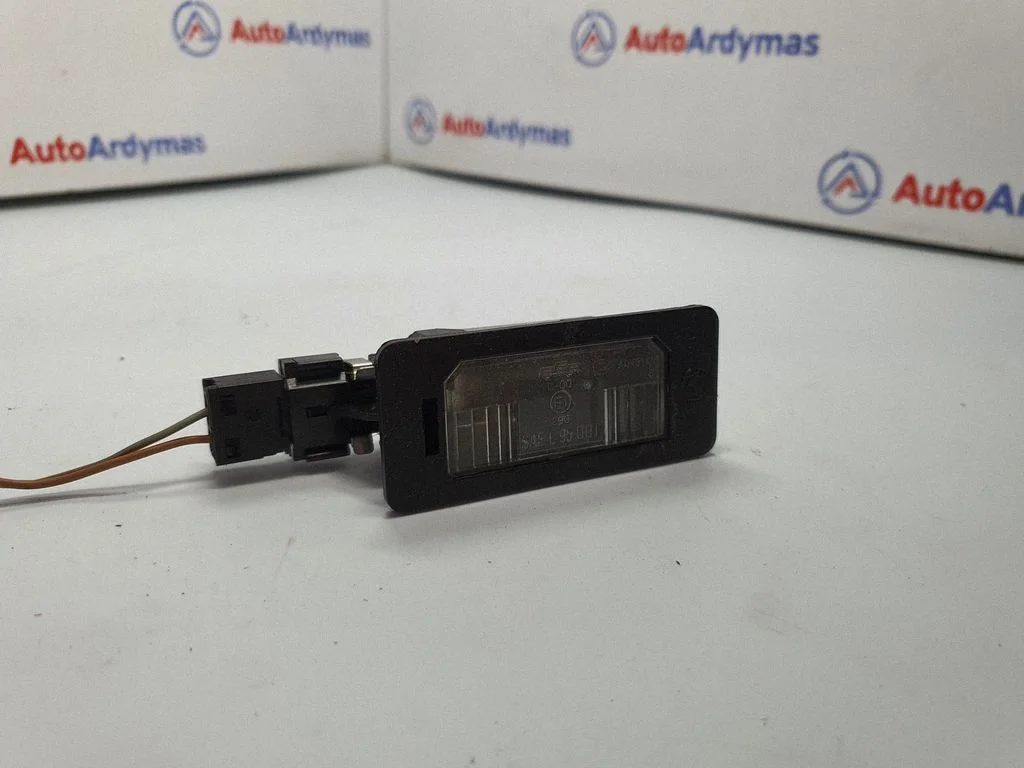 Numura zīmes apgaismojums – BMW X5 E70 (2006-2013)