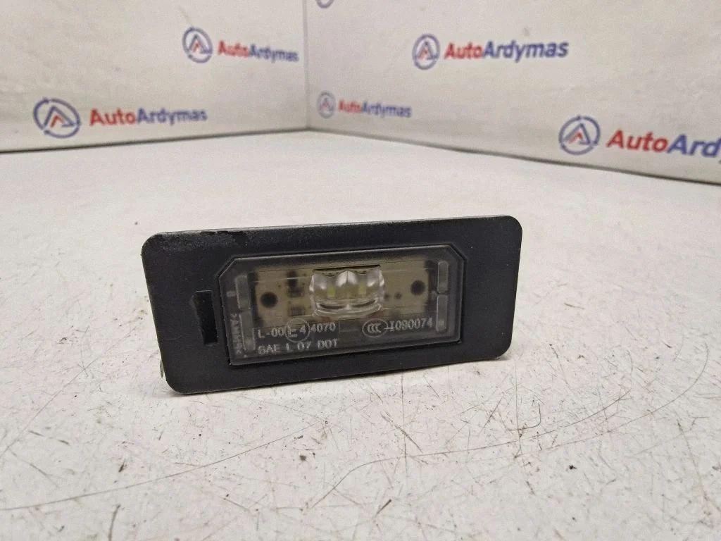 Oświetlenie tablicy rejestracyjnej 63267193293