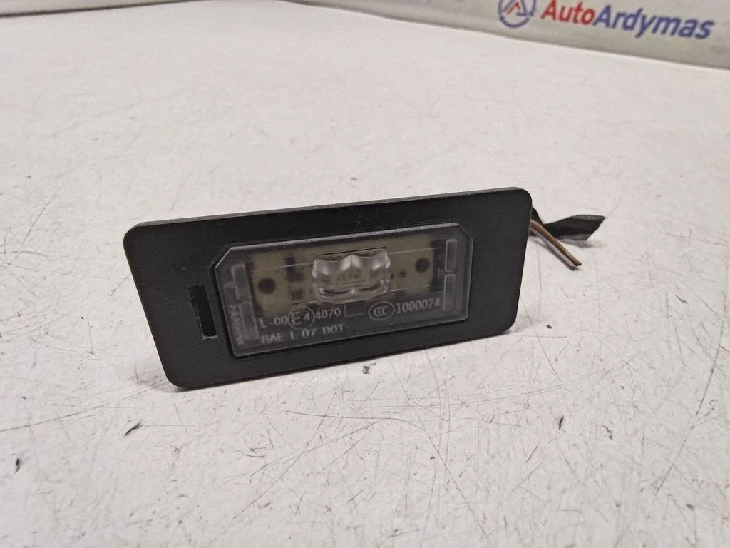 Number plate light 63267193293