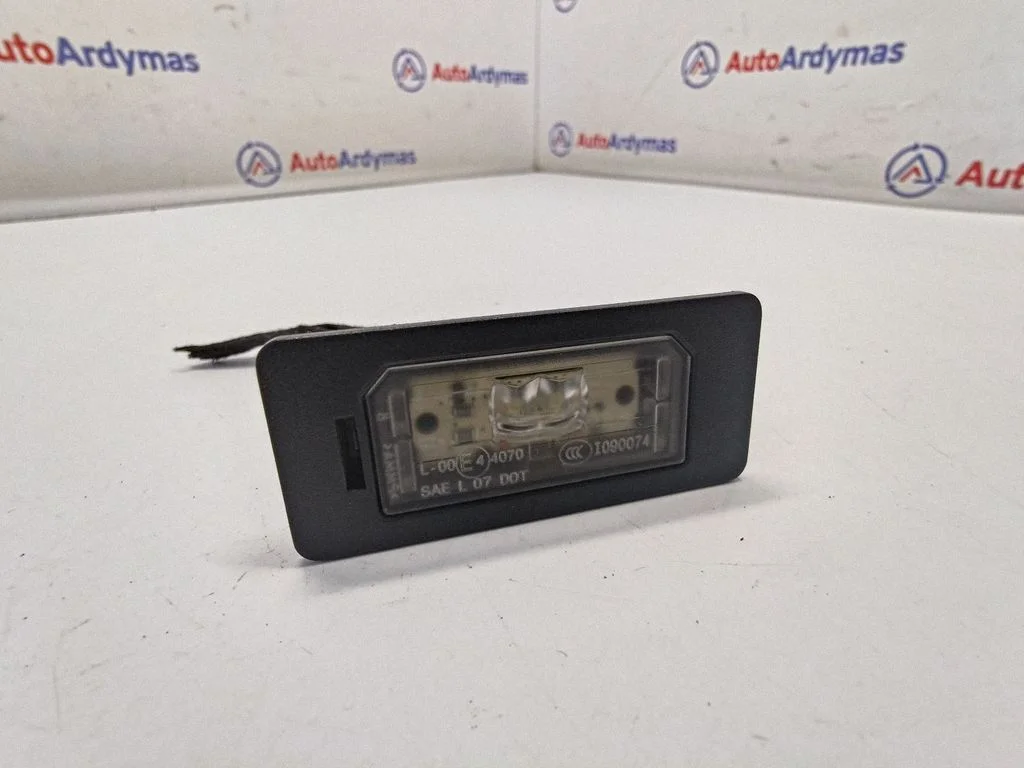 Number plate light 63267193293