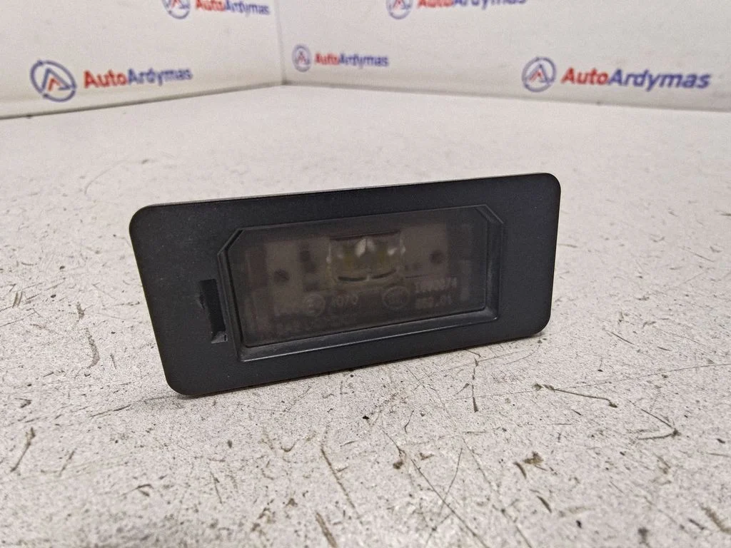 Number plate light 63267193293