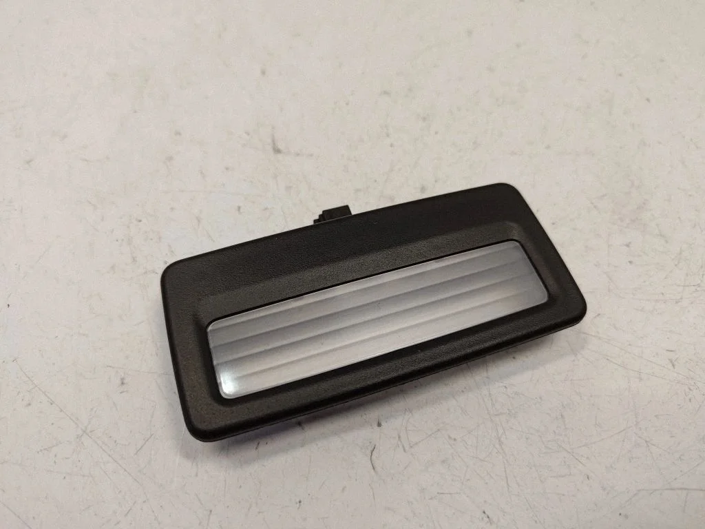 Front seat light 63319163764