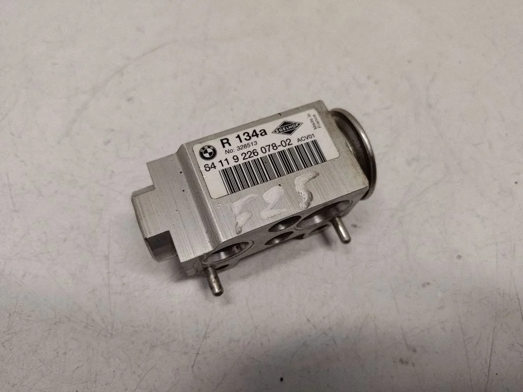 Air conditioning (A/C) expansion valve – BMW X3 F25 (2010-2017)