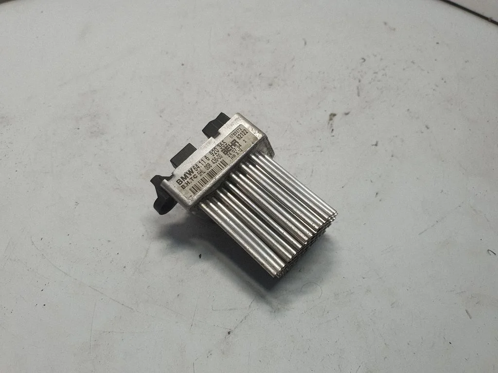 Krāsniņas ventilatora rezistors (reostats) 6920365