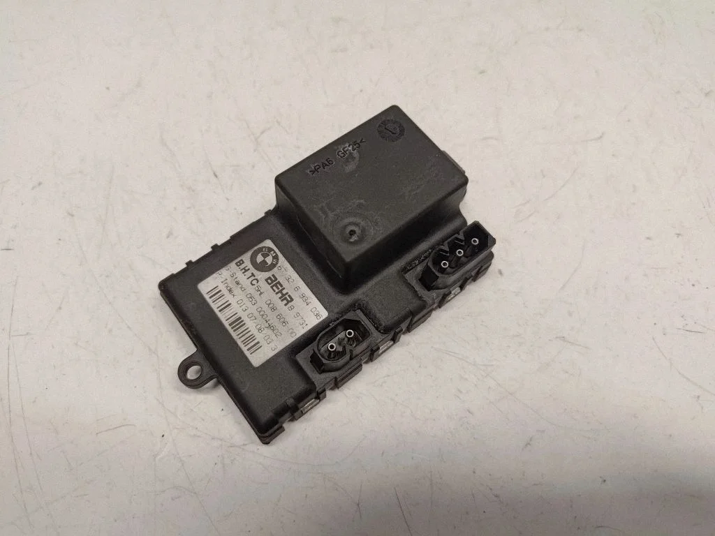 Krāsniņas ventilatora rezistors (reostats) – BMW 5. sērija E60 E61 (2004-2010)