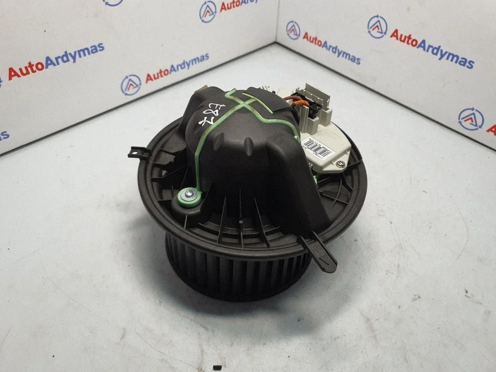 Heater fan/blower – BMW 1 Series E81 E87 (2004-2011)