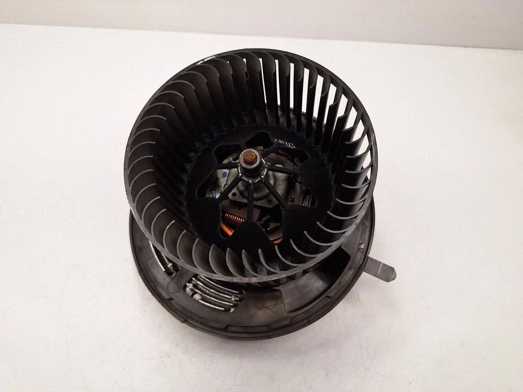 Heater fan/blower – BMW X3 F25 (2010-2017)