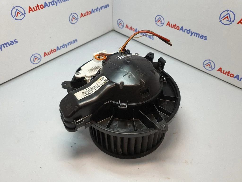 Krāsniņas ventilators/pūtējs 9350395