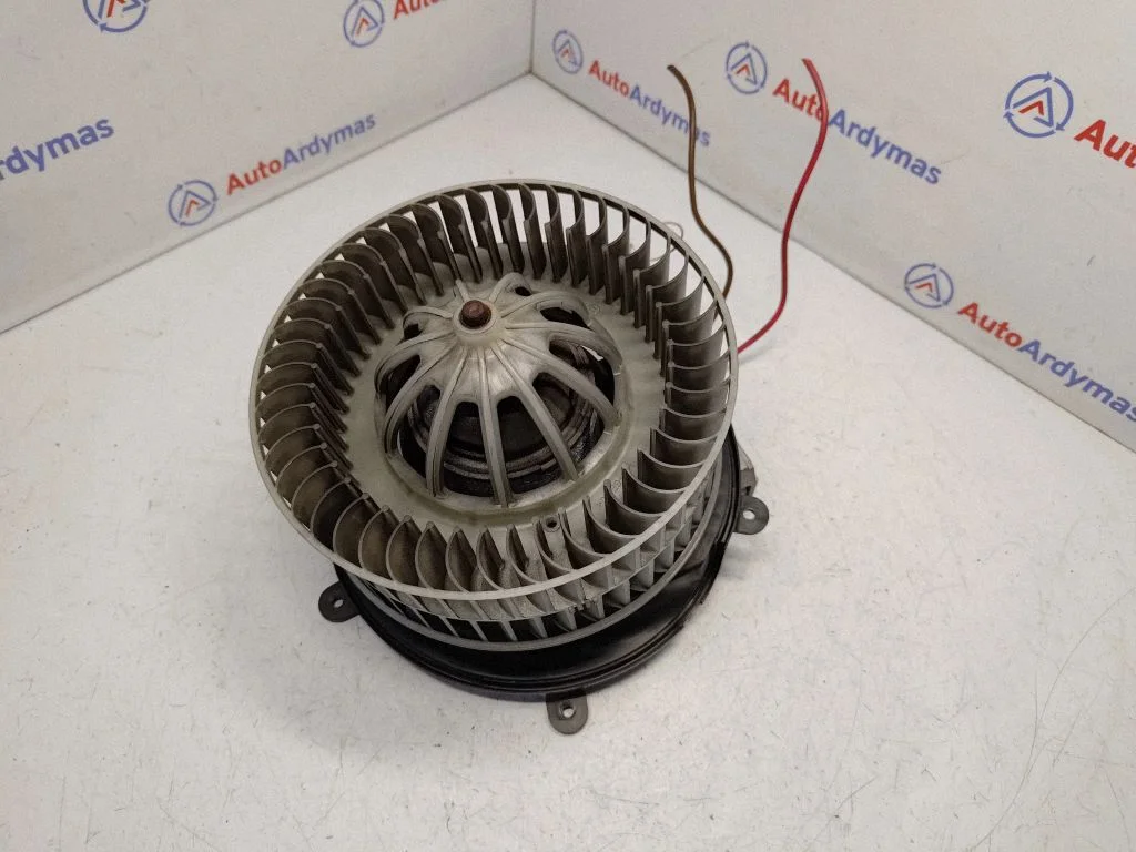 Krāsniņas ventilators/pūtējs 64116913401