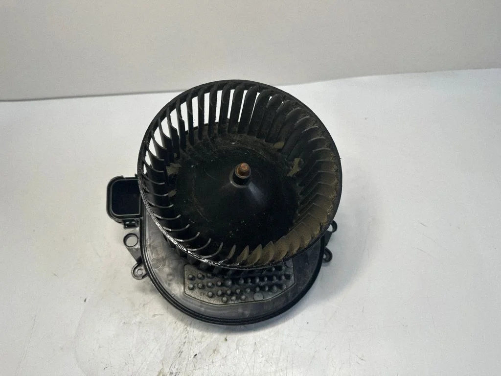 Salongipuhur 9350396
