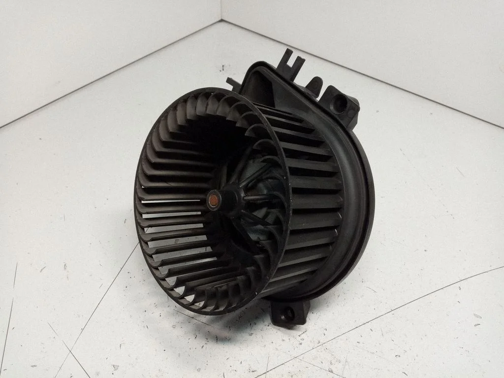 Krāsniņas ventilators/pūtējs 67326935371