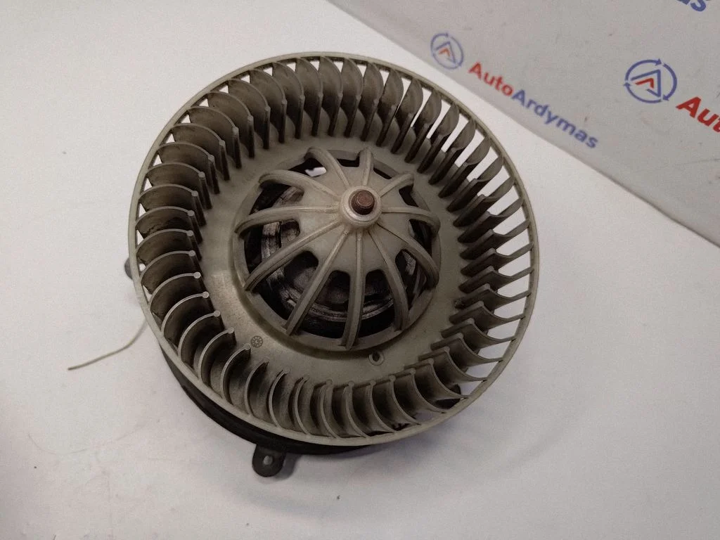 Heater fan/blower 64116913401