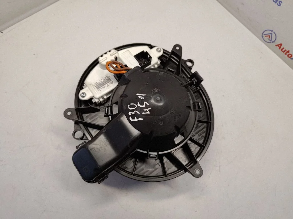 Krāsniņas ventilators/pūtējs 64119350395