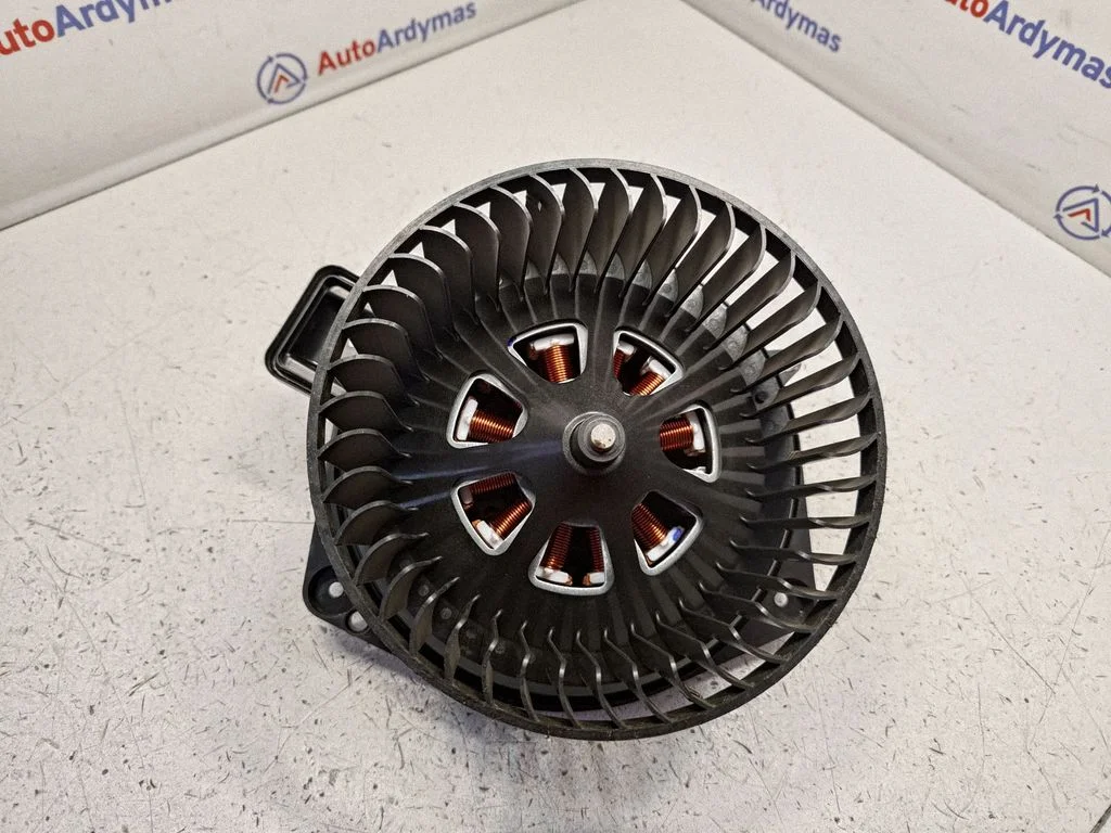 Krāsniņas ventilators/pūtējs 64119382861