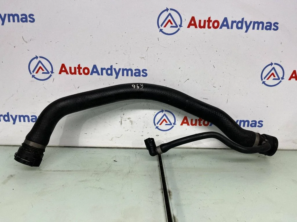 Motora dzesēšanas caurule (-es)/šļūtene (-es) – BMW 5. sērija E60 E61 (2004-2010)