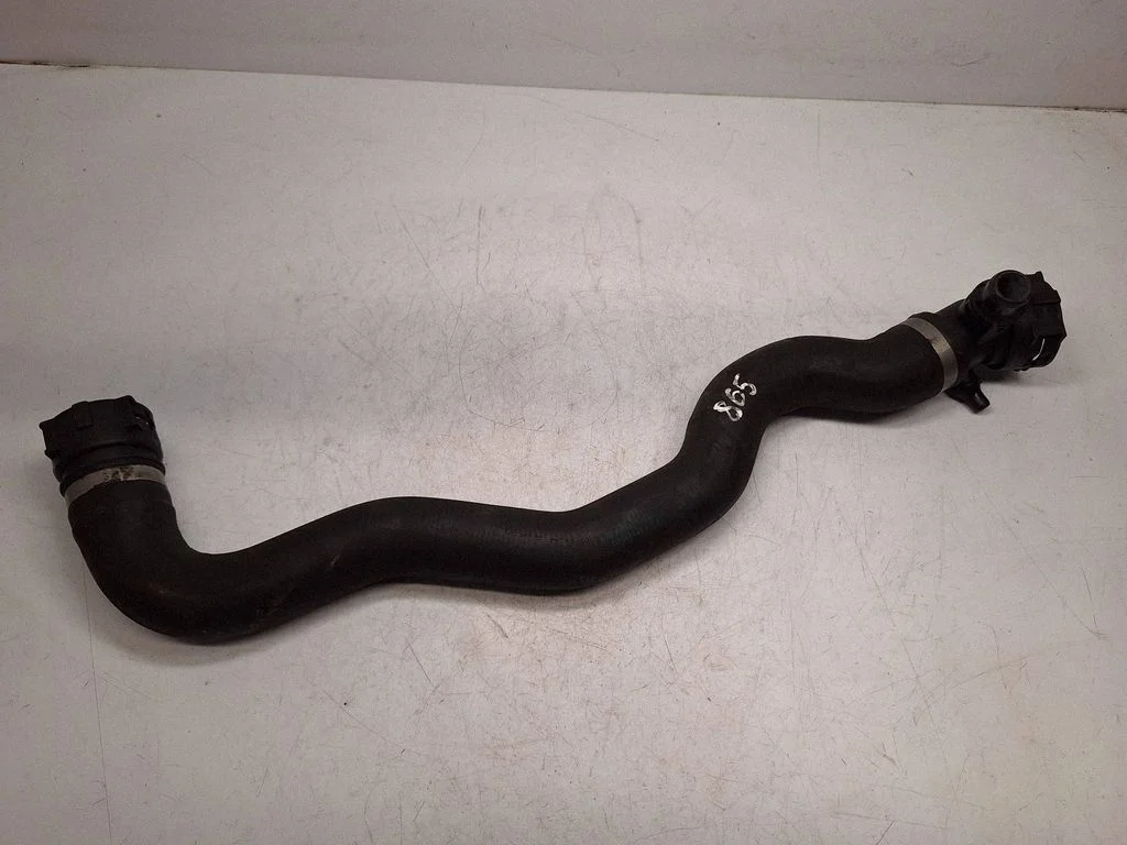 Engine coolant pipe/hose 17127811127