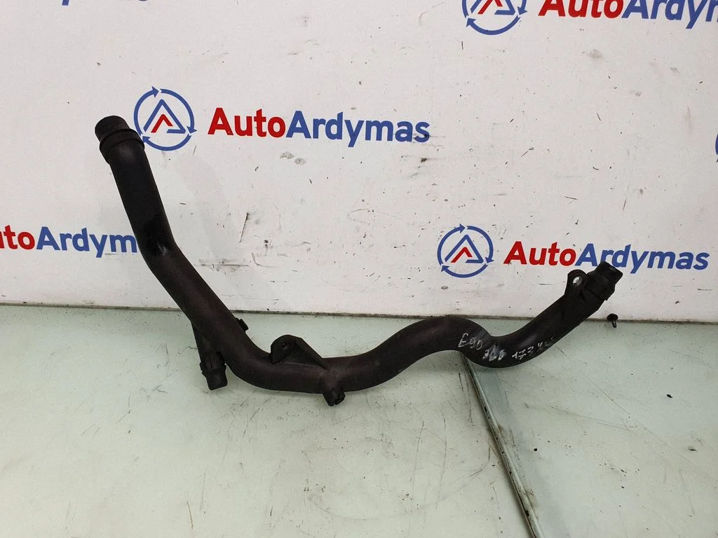 Engine coolant pipe/hose – BMW 3 Series E90 E91 (2005-2012)