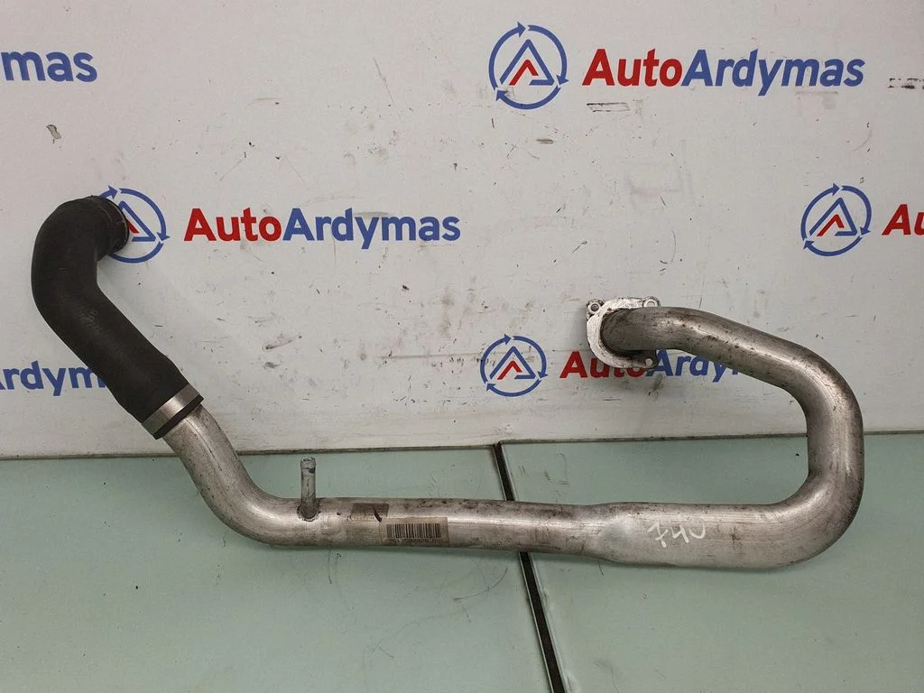 Variklio aušinimo vamzdelis (-ai)/ žarna (-os)