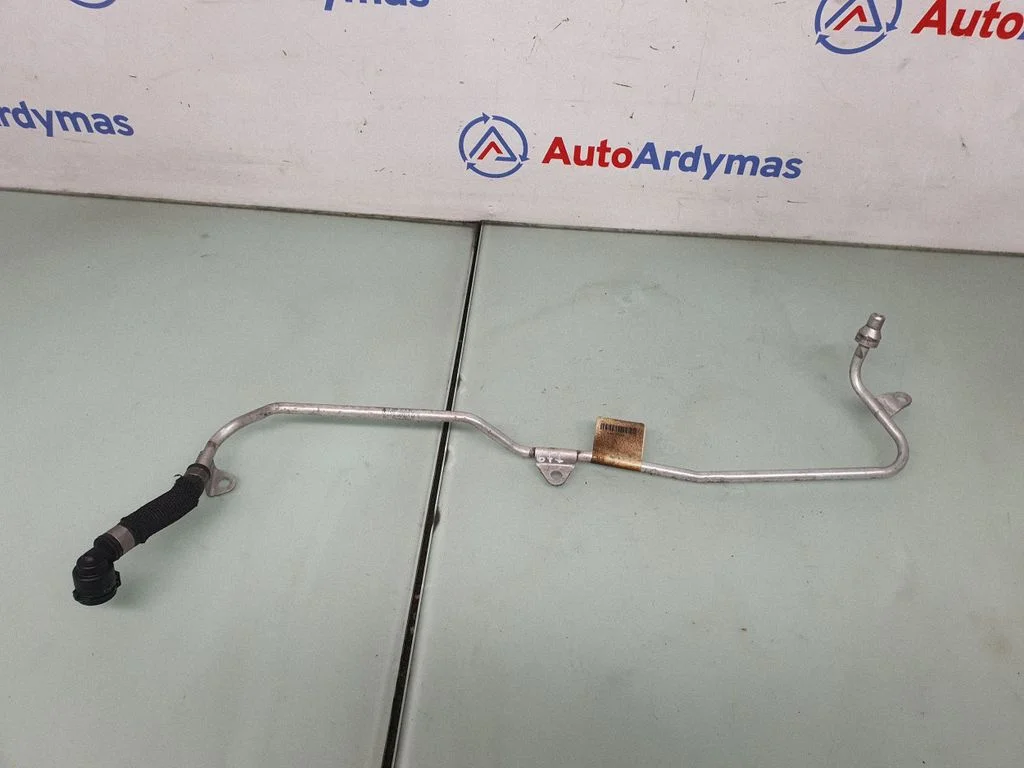 Engine coolant pipe/hose 8584875