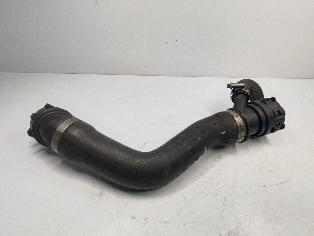 Engine coolant pipe/hose 7789723