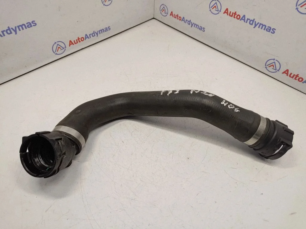 Engine coolant pipe/hose – BMW 4 Series F32 F33 (2013-2020)