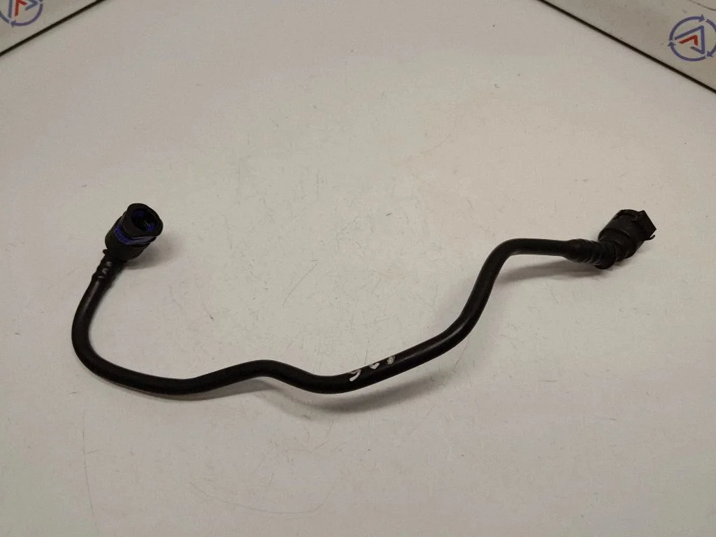 Engine coolant pipe/hose 17127592650