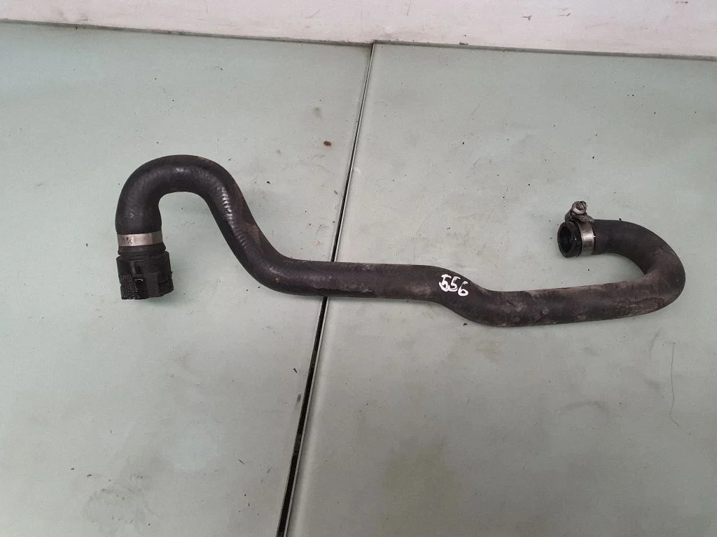 Engine coolant pipe/hose – BMW 7 Series E65 E66 (2001-2008)