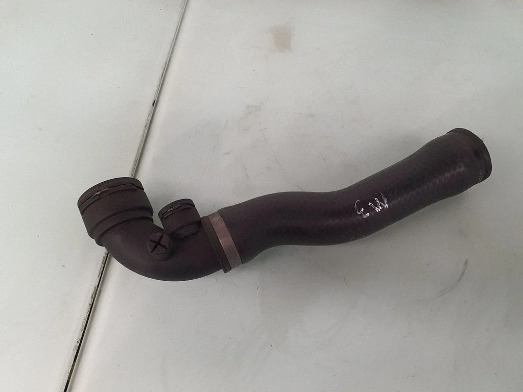 Engine coolant pipe/hose 7830716