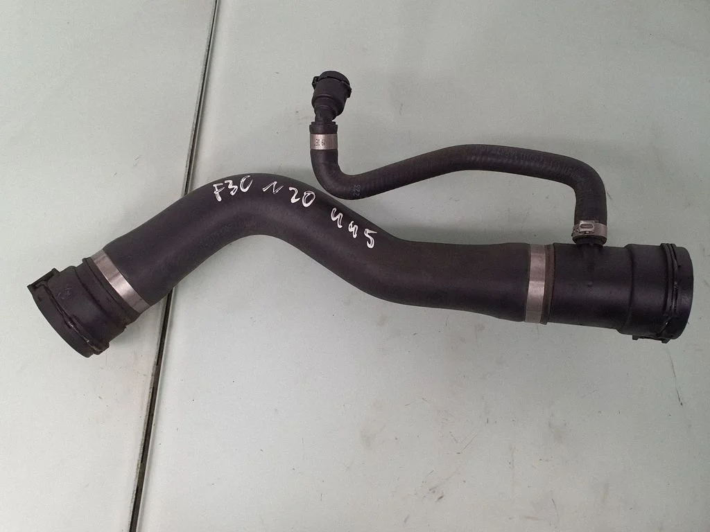 Engine coolant pipe/hose 7596837