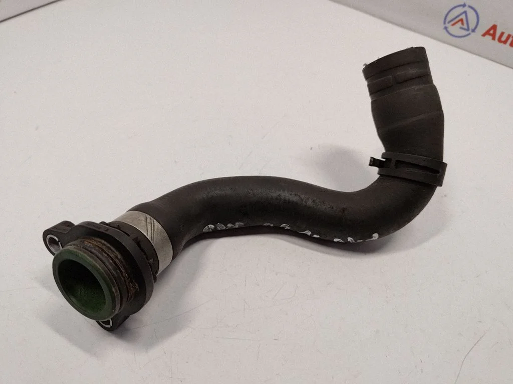 Mootori jahutusvedeliku toru / voolik – BMW 5-seeria F10 F11 (2009-2016)