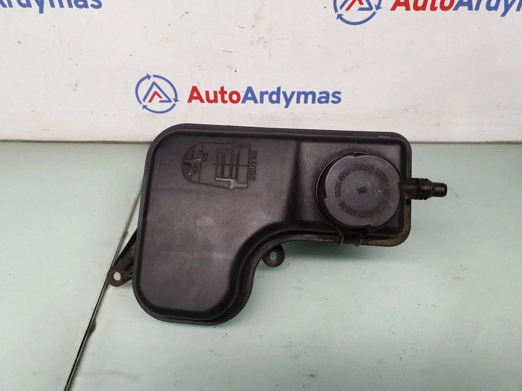 Dzesēšanas šķidruma izplešanās tvertne – BMW 5. sērija E60 E61 (2004-2010)