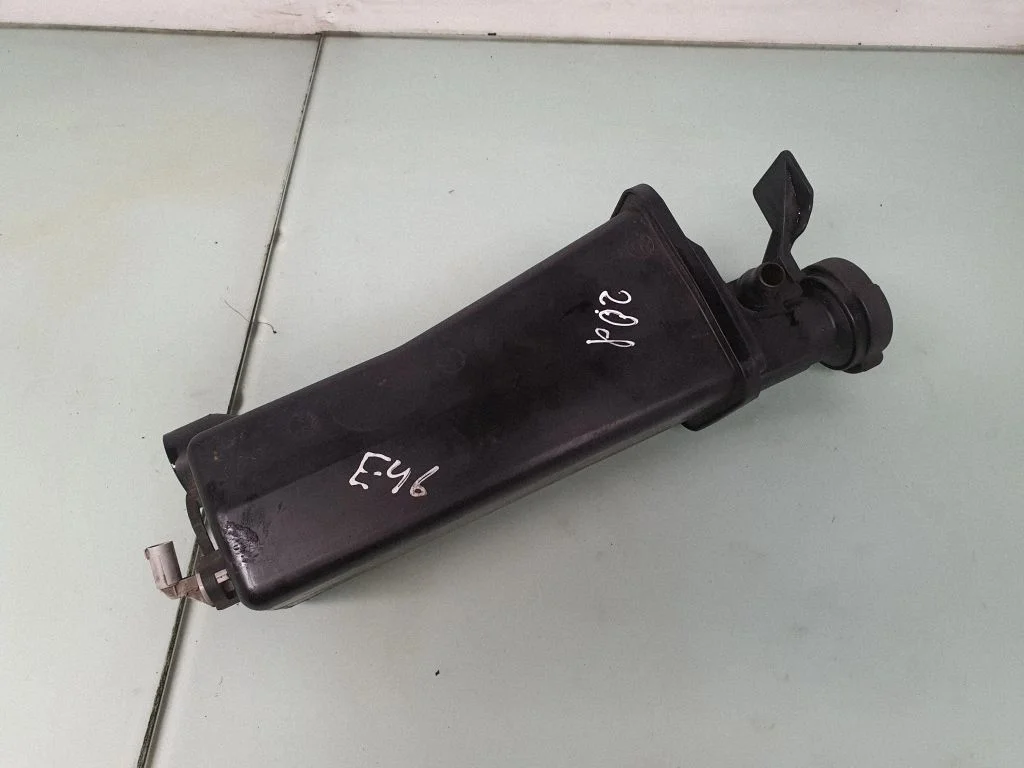 Coolant expansion tank/reservoir 7787040