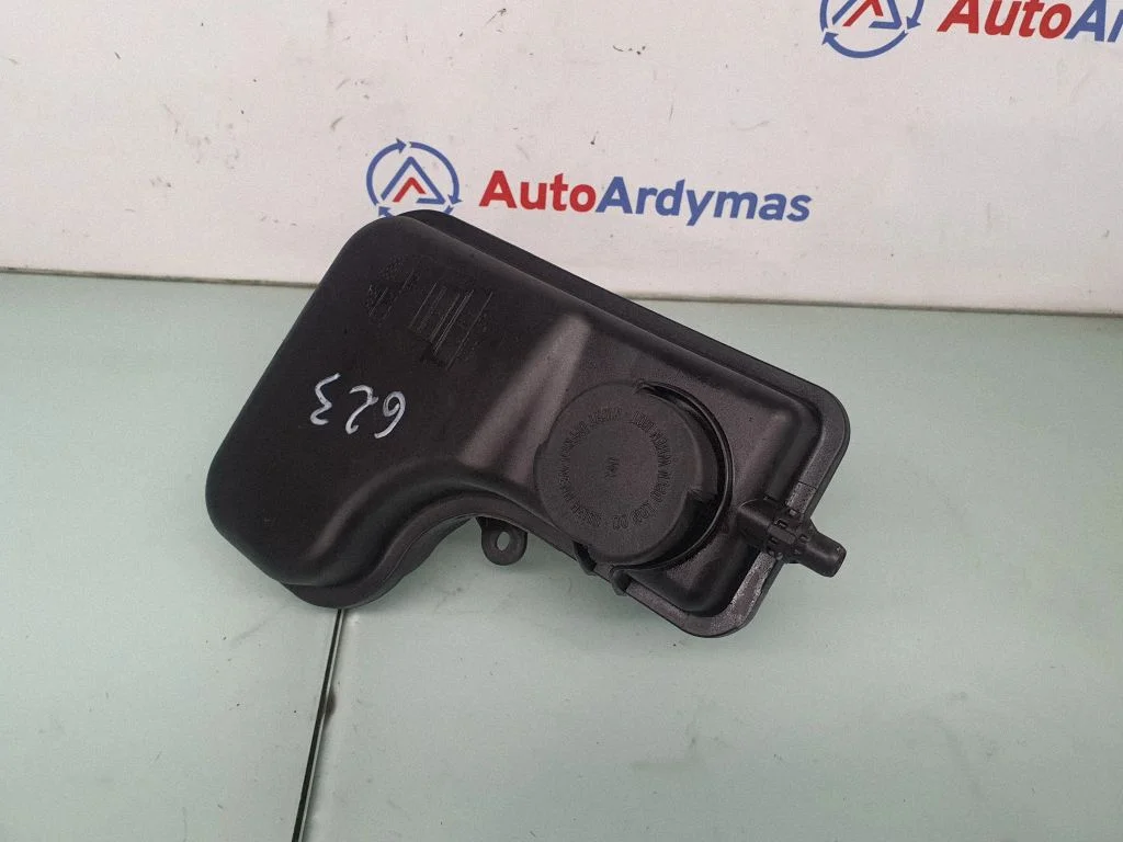 Coolant expansion tank/reservoir 7785013