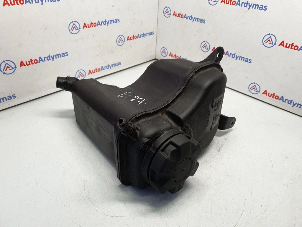Coolant expansion tank/reservoir 7567462