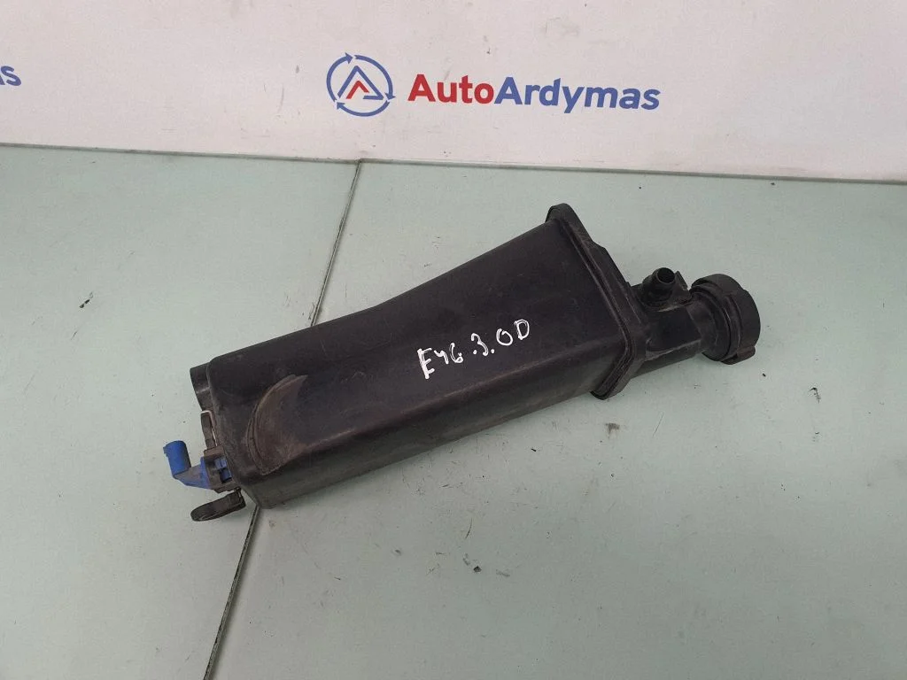Coolant expansion tank/reservoir 7573780