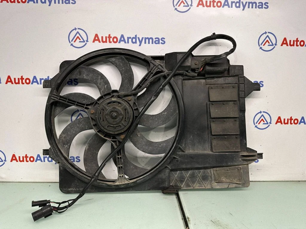 Elektriskais radiatora ventilators 1475577