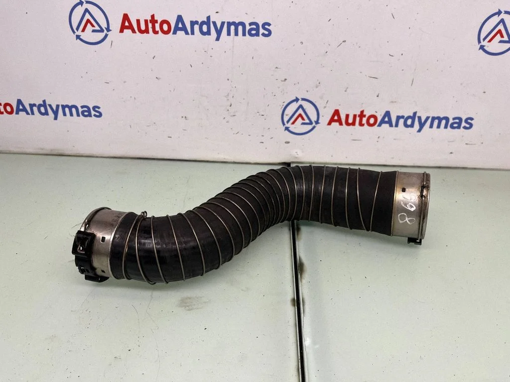 Intercooler hose/pipe 8573762