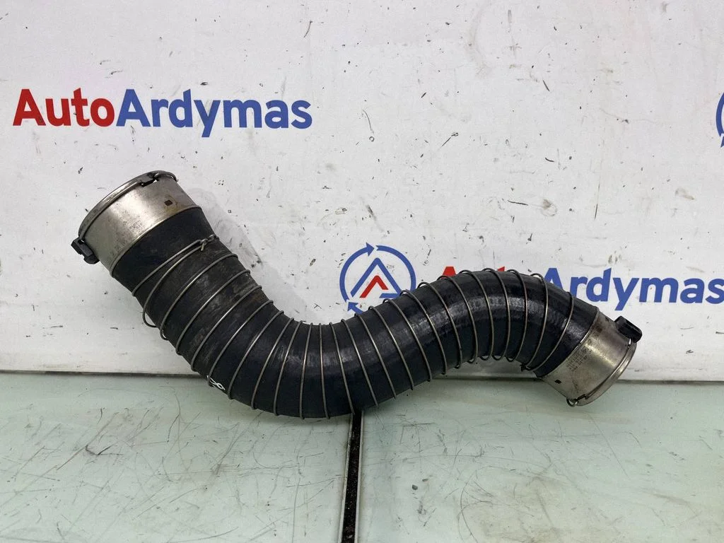 Intercooler hose/pipe 8573762