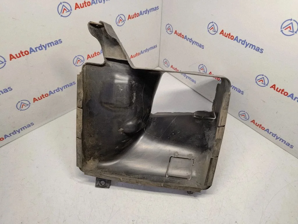 Intercooler air guide/duct channel 7184158