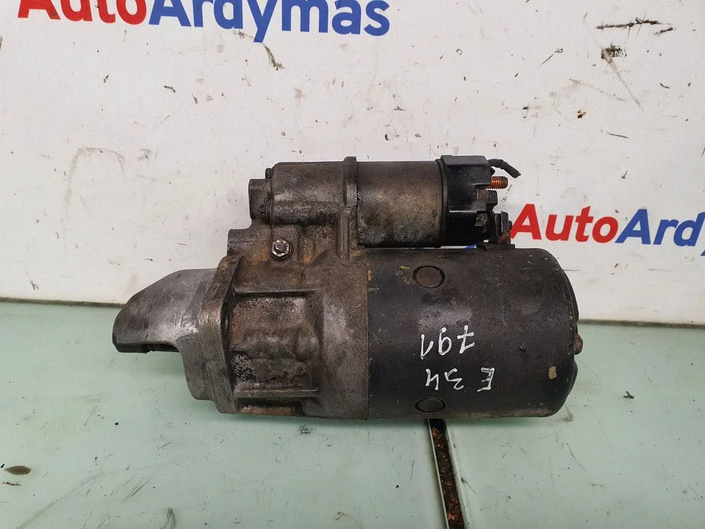 Rozrusznik 2244344