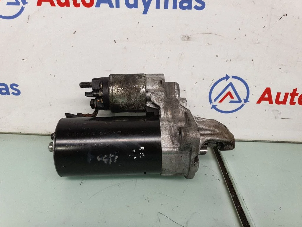 Starter motor 7796892