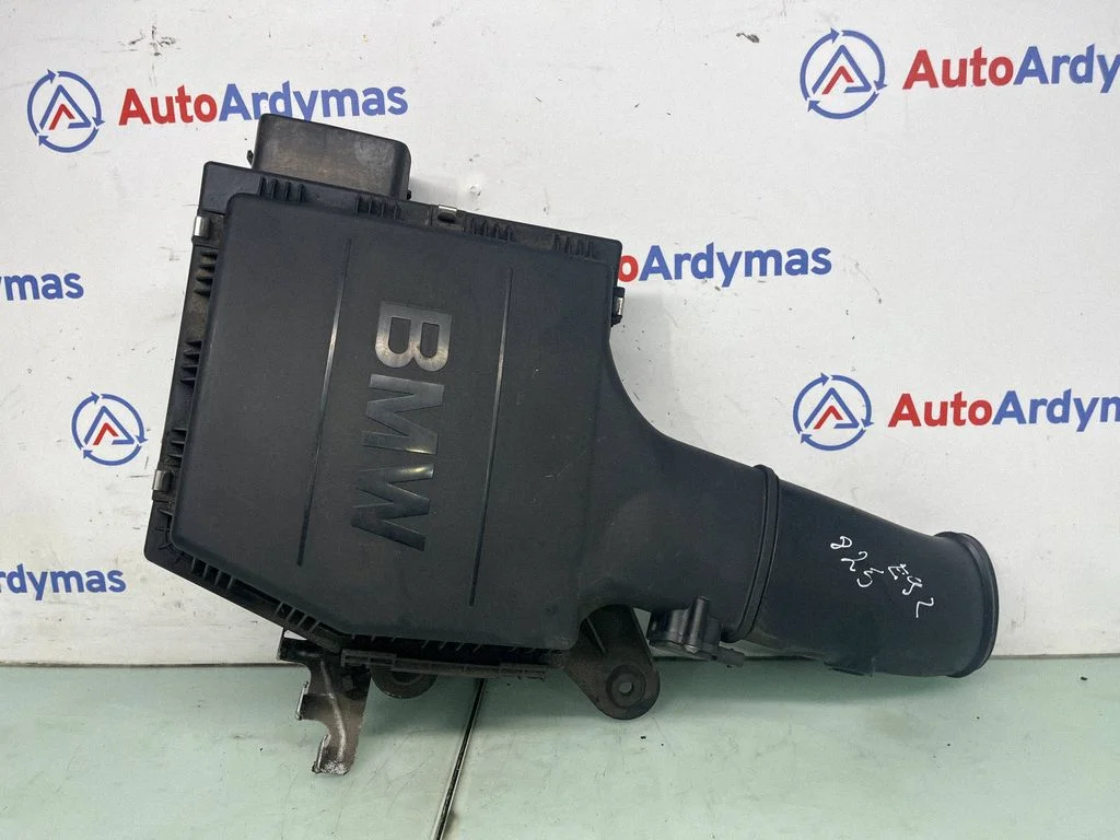 Air filter box 7599284